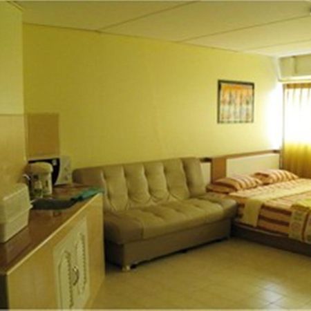 Sk Muang Thong Thani Bangkok Zimmer foto